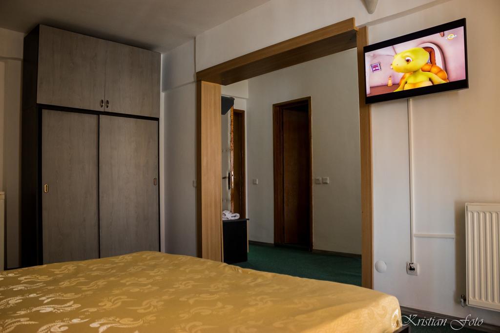Hotel Valahia Targoviste Exterior photo