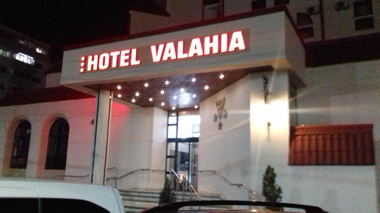 Hotel Valahia Targoviste Exterior photo